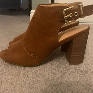 Express heels
